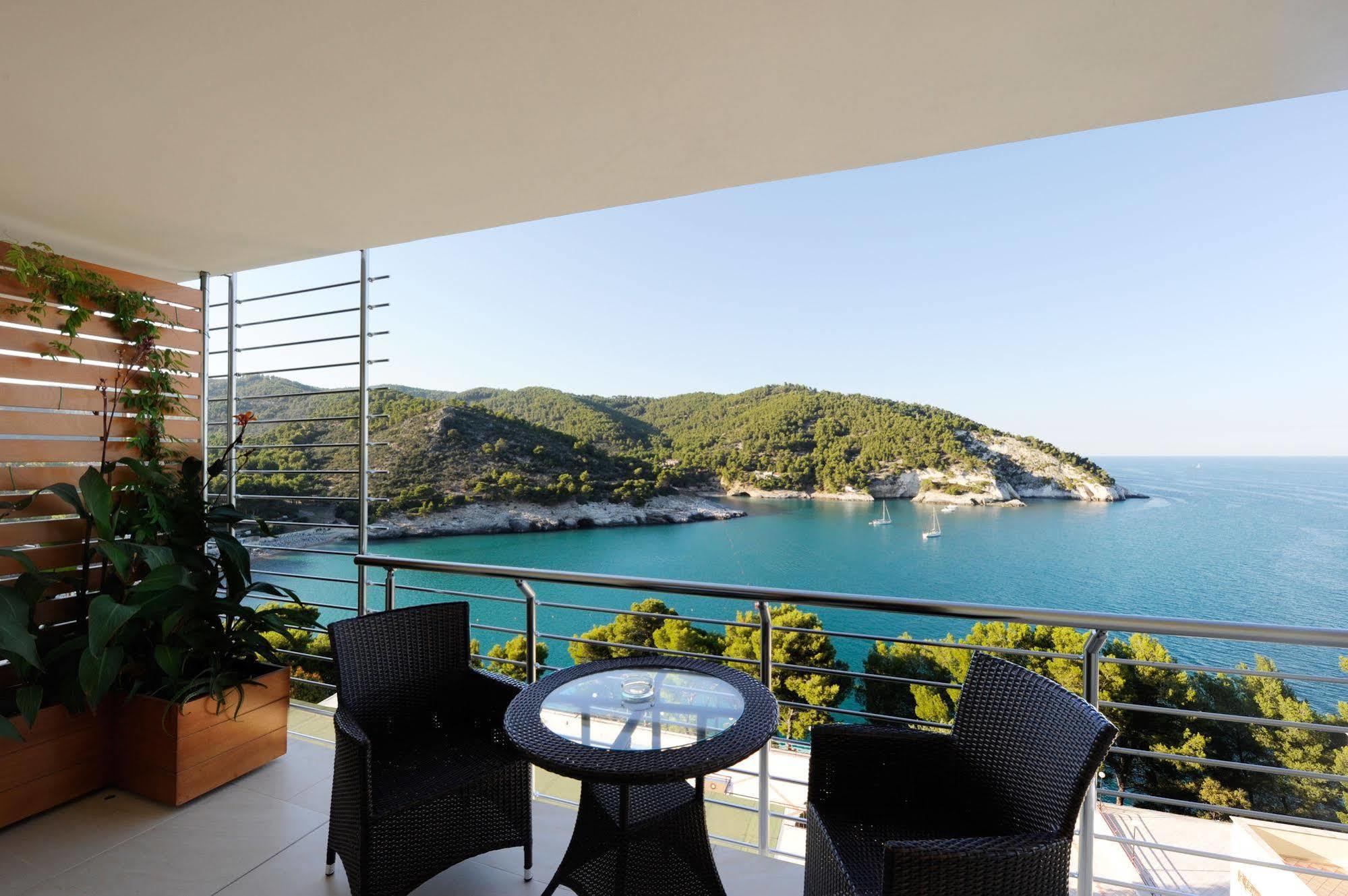 Pugnochiuso Resort - Hotel Del Faro מראה חיצוני תמונה